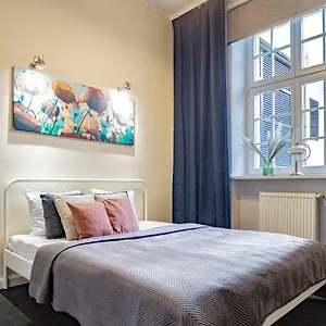 apt-as-home-rynek-3-rooms-r243.hotelswroclaw.com/